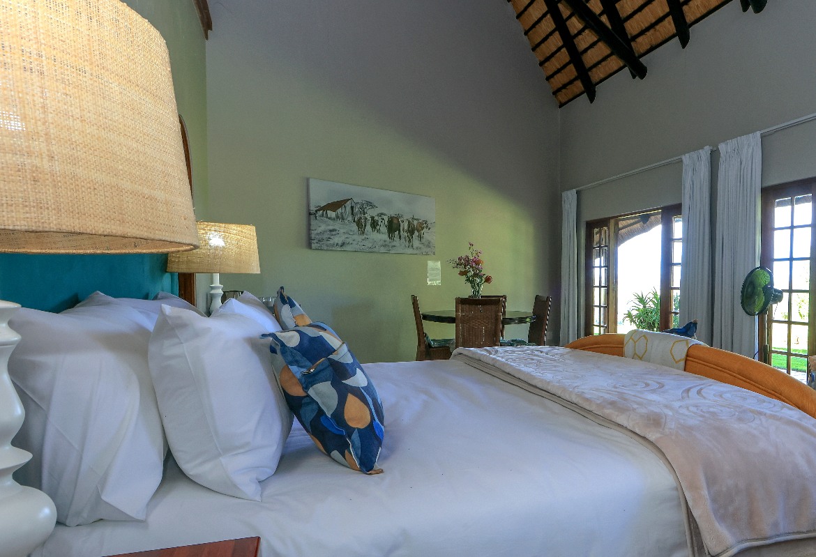 Unit 4 King Bed